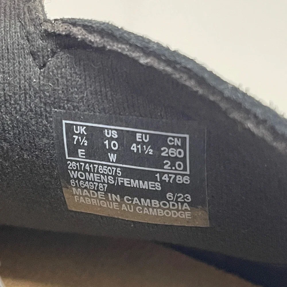 Clarks Boots Womens 10W Black Charlten Bay Suede Ankle‎ Western Comfort Booties